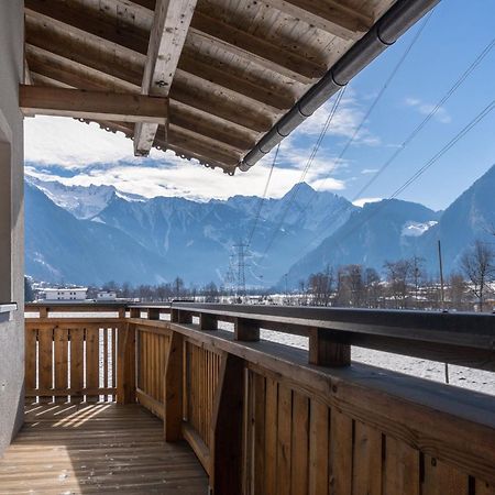 Apartment In Ramsau In Tyrol With A Balcony Ramsau im Zillertal Extérieur photo